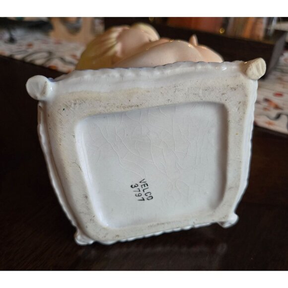 Vintage Velco Ceramic Baby Planter Figurine With Blonde Hair & Pillow Base - Picture 6 of 7